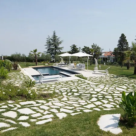 Apartment Fai Bei Sogni-green Bed & Breakfast